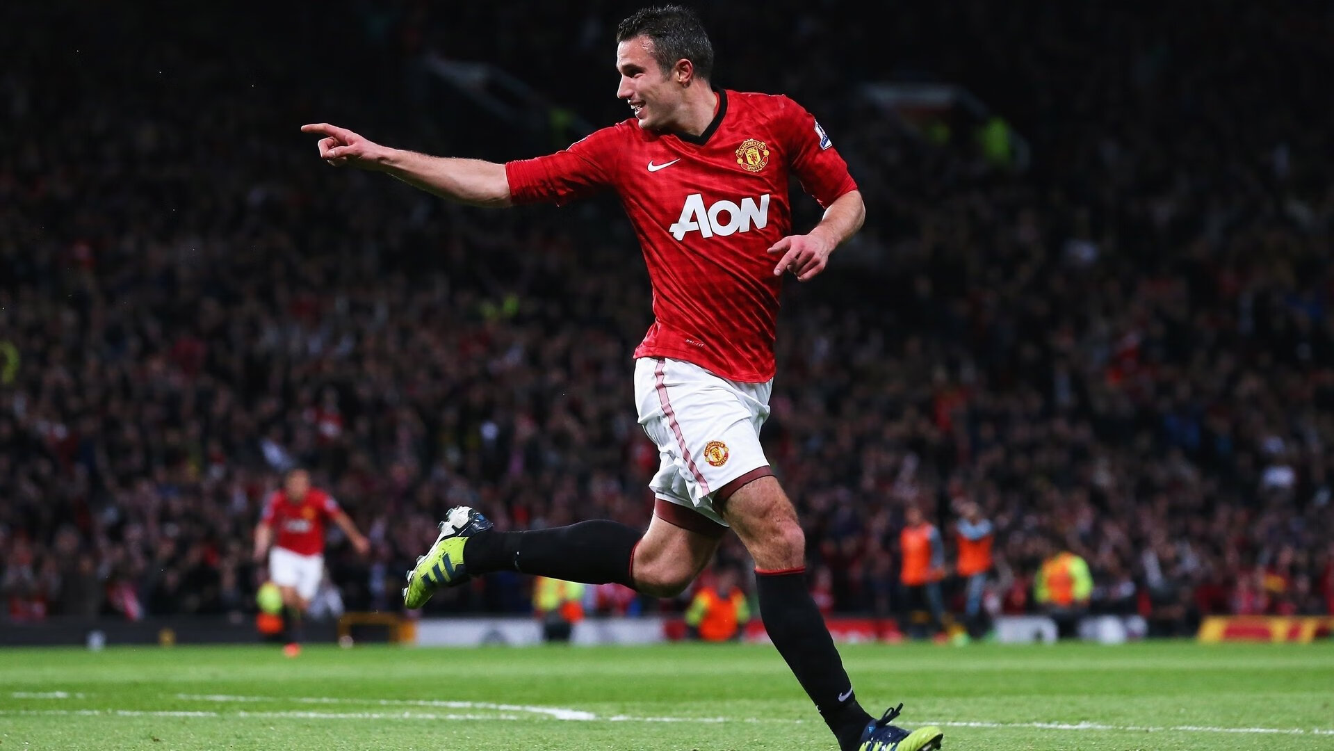 西甲激战再升级！巴萨3-1埃尔切，距离榜首仅差五分，亚马尔、费兰、拉什福德联手破门，蓝军迎来绝佳冲刺良机