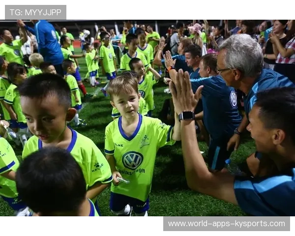 青年力量：青训球员在德甲赛场加速成长成新星摇篮，2021足球青训